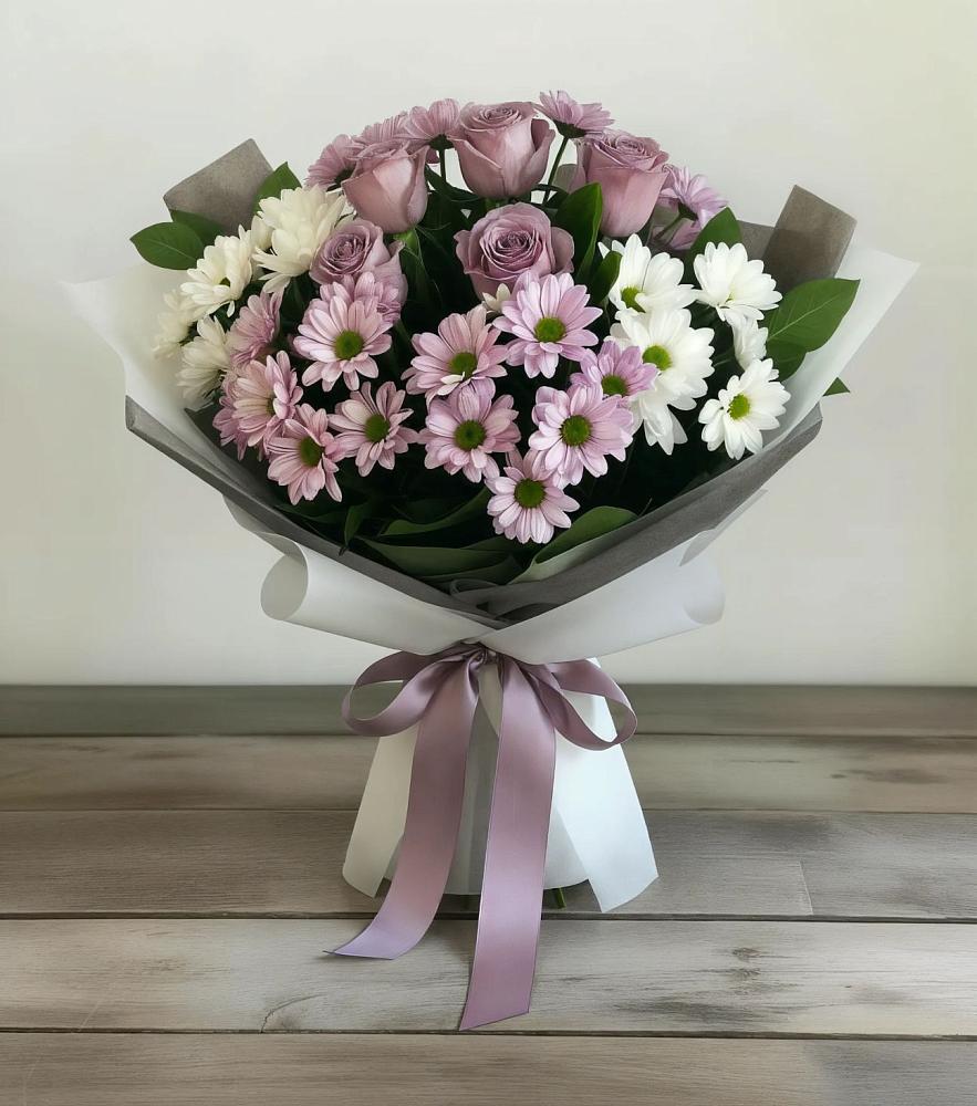 Букет цветов из: Хризантемы и Розы в Вад