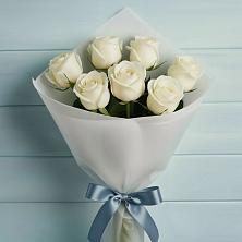 Букет 7 Белых роз Эдлесс Лав в Вад