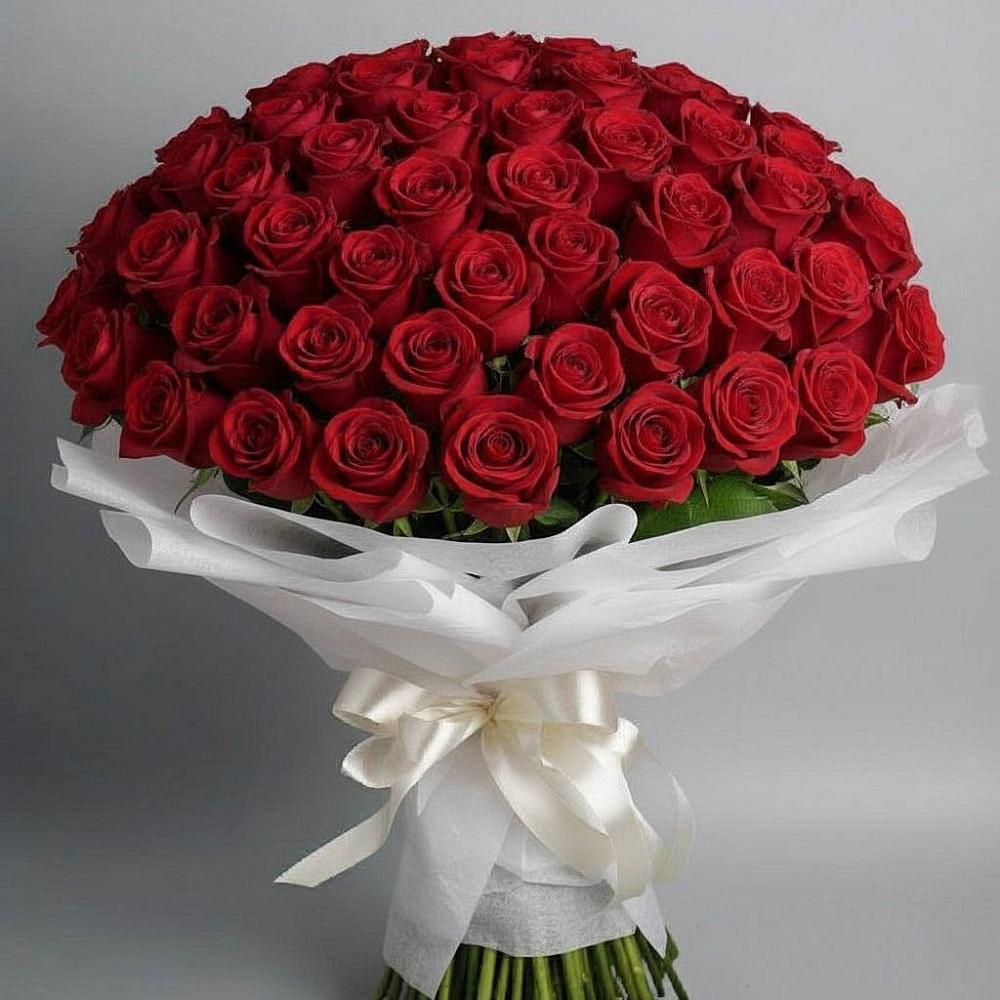 Букет 101 Красная роза Блэк Мэджик в Вад