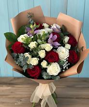 Букет цветов из:  Розы и Альстромерии в Вад