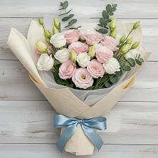 Букет цветов из:  Лизиантусы в Вад