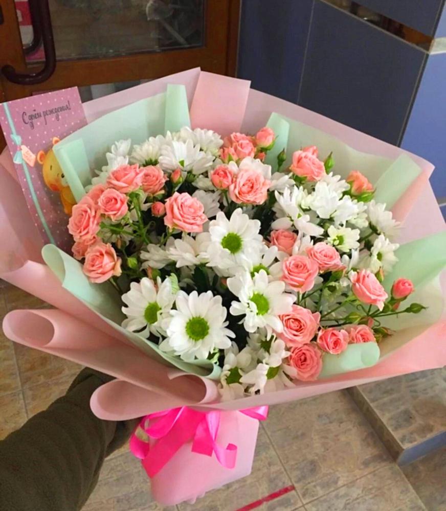 Букет цветов из: Розы и Хризантемы в Вад