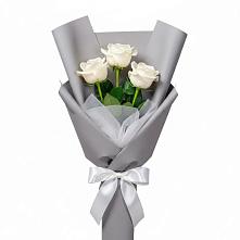 Букет 3 белые розы в Вад