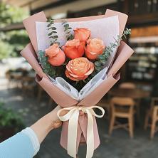 Букет цветов из:  Розы в Вад