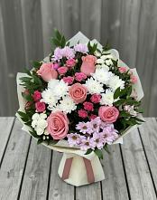 Букет цветов из:  Альстромерии, Гвоздики, Розы и Хризантемы в Вад