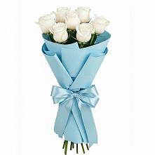 Букет 7 белых роз Проуд в Вад