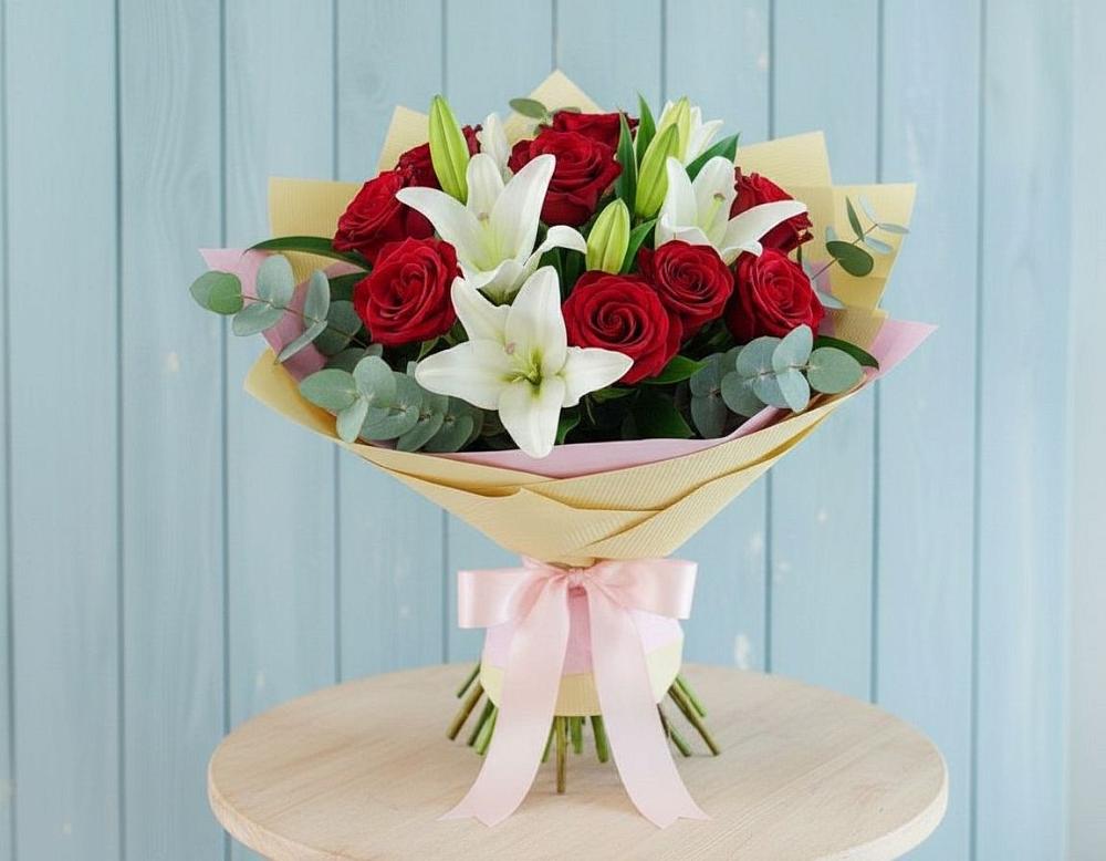 Букет цветов из: Лилии и Розы в Вад